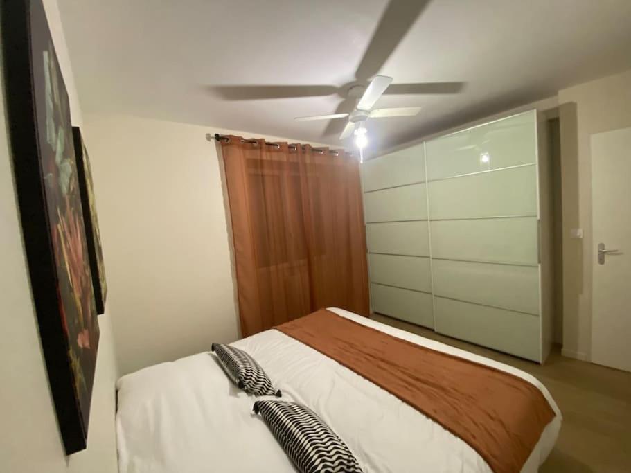 Mions Appartement T2 Spacieux Et Equipe מראה חיצוני תמונה